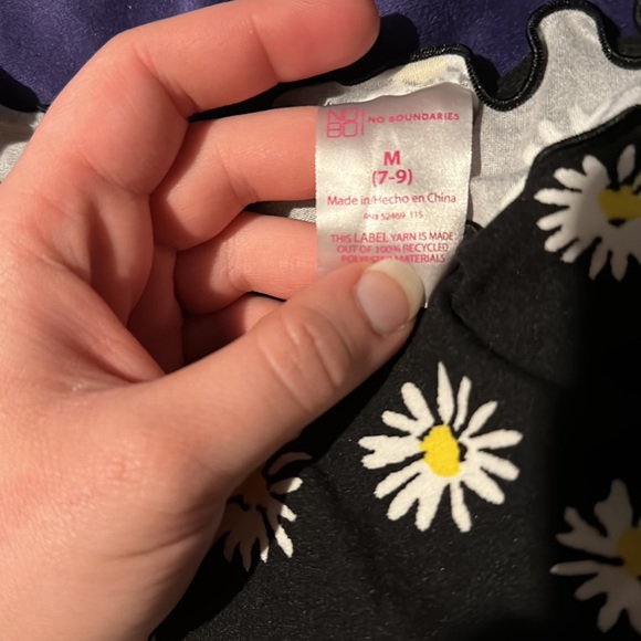 Daisy crop top - Picture 2 of 5